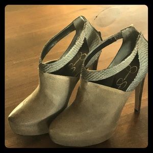 Ladies’ high heel shoes